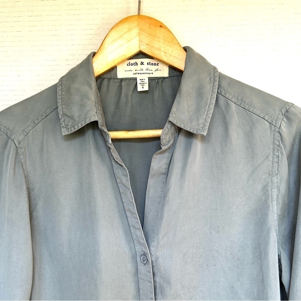 ANTHROPOLOGIE Cloth and Stone Ombre Button Down Shirt Size Small - Picture 7 of 9
